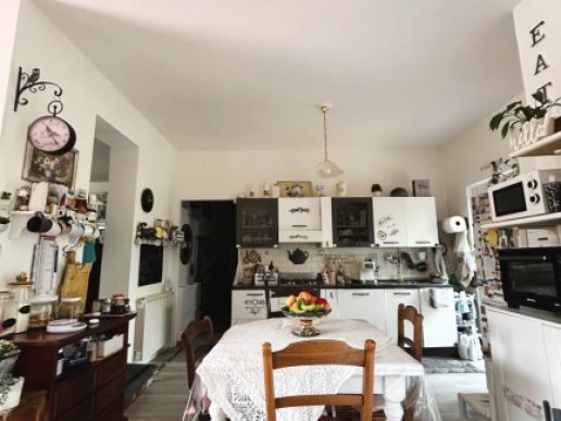 Apartment in Excellent Condition with Garden - 7