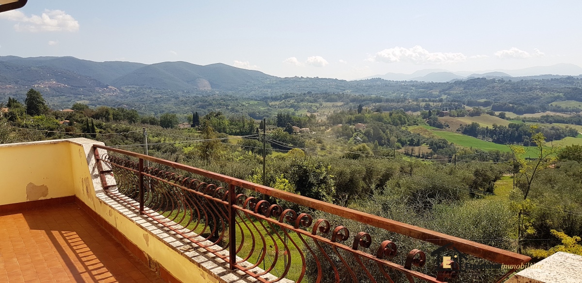 Villa CANTALUPO IN SABINA vendita  Cantalupo in Sabina  Esperienza Immobiliare