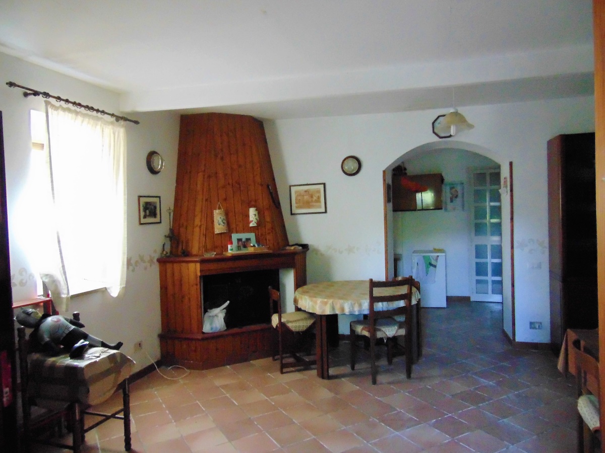 Villa MONTOPOLI DI SABINA vendita  Montopoli di Sabina  Esperienza Immobiliare