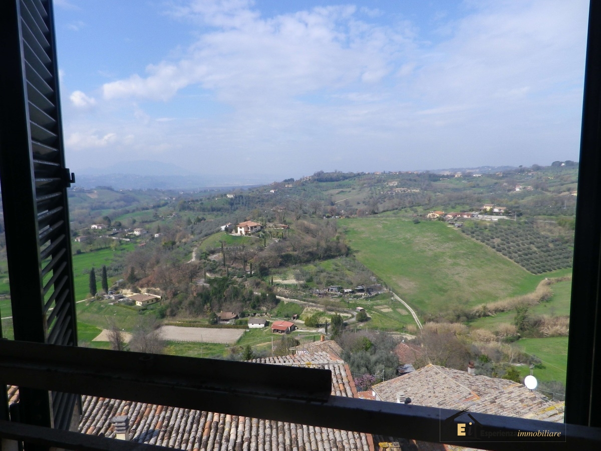 Appartamento POGGIO MIRTETO vendita  Poggio Mirteto  Esperienza Immobiliare