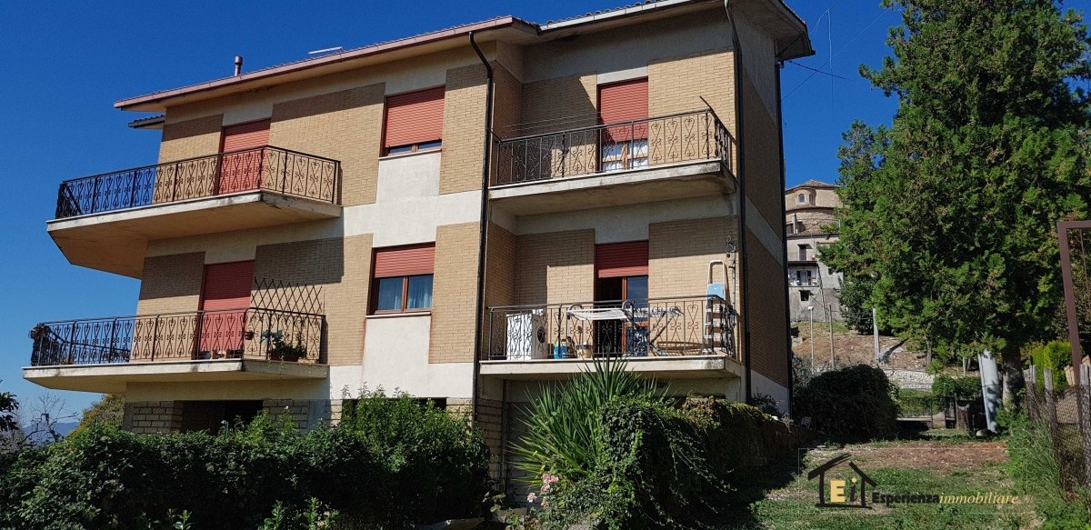 Appartamento CANTALUPO IN SABINA vendita  Cantalupo in Sabina  Esperienza Immobiliare