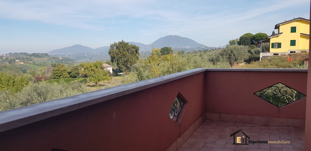 Villa Bifamiliare CANTALUPO IN SABINA vendita  Cantalupo in Sabina  Esperienza Immobiliare
